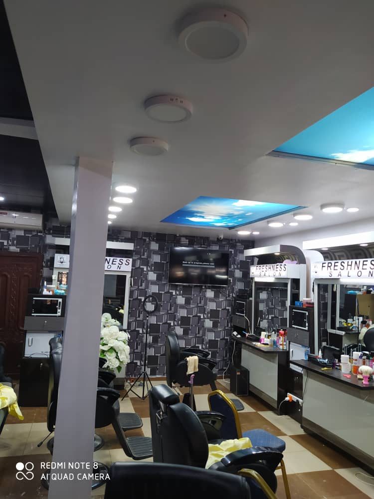 POP ceiling design in a commercial salon